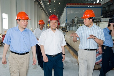 2007年5月25日，時(shí)任全國(guó)政協(xié)常委、經(jīng)濟(jì)委員會(huì)副主任、中國(guó)包裝聯(lián)合會(huì)會(huì)長(zhǎng)石萬(wàn)鵬一行來(lái)公司視察